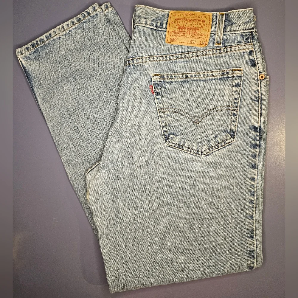 [Vintage Levi's] 550 Relaxed fit ⭐️ W36/L32